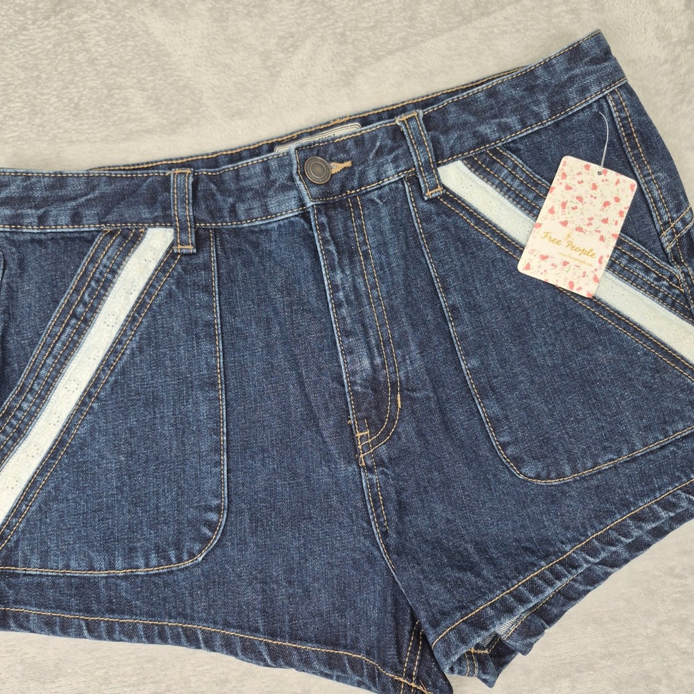 NWT Free People 30 (32) Eyelet Lace Trim High Rise Denim Shorts Dark Wash 2 1/2" - Picture 2 of 11
